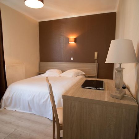 Hotel Pacific Кале Екстериор снимка