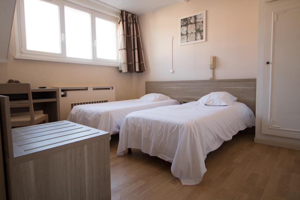 Hotel Pacific Кале Екстериор снимка