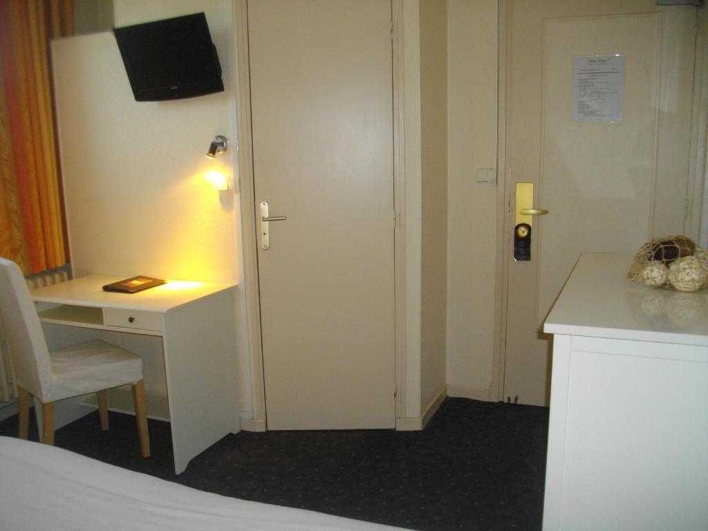 Hotel Pacific Кале Екстериор снимка