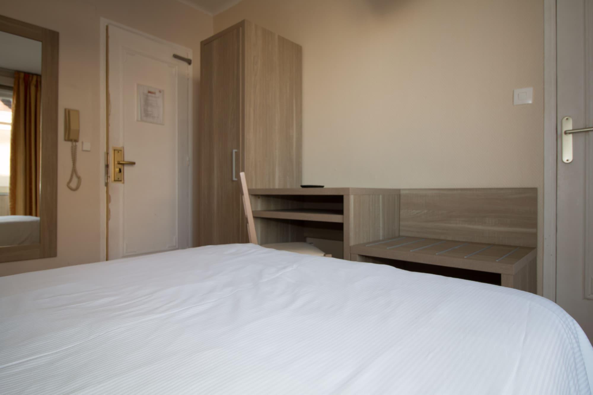 Hotel Pacific Кале Екстериор снимка