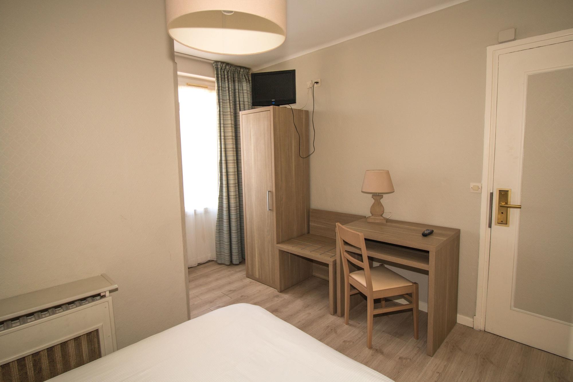 Hotel Pacific Кале Екстериор снимка