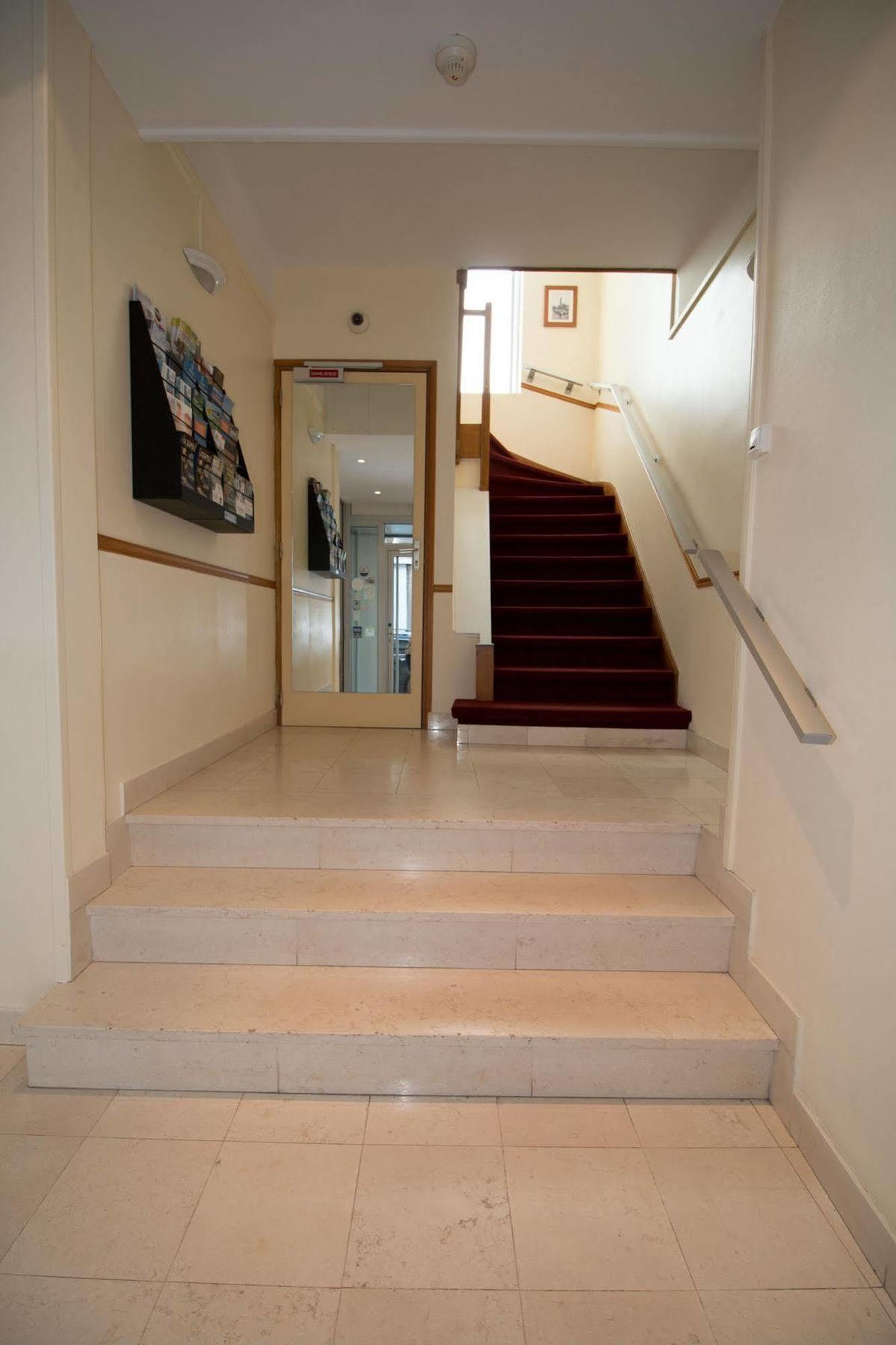 Hotel Pacific Кале Екстериор снимка